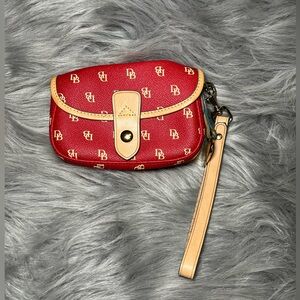 Dooney & Bourke wristlet